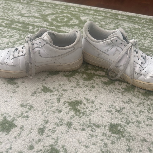 Air Force Ones - Picture 4 of 4